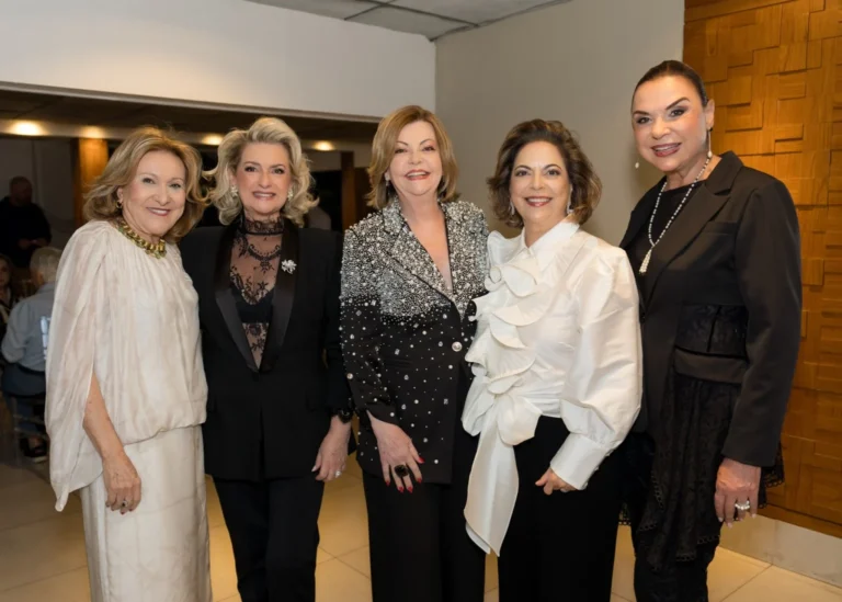 Carlota Gottardi, Gracinha Nader, Carmen Prates, Leticia Pernambuco e Kafinha Junger.