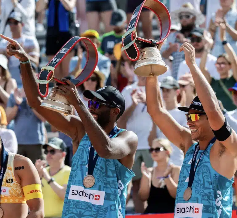 É bronze! Evandro e Arthur no pódium na Suiça