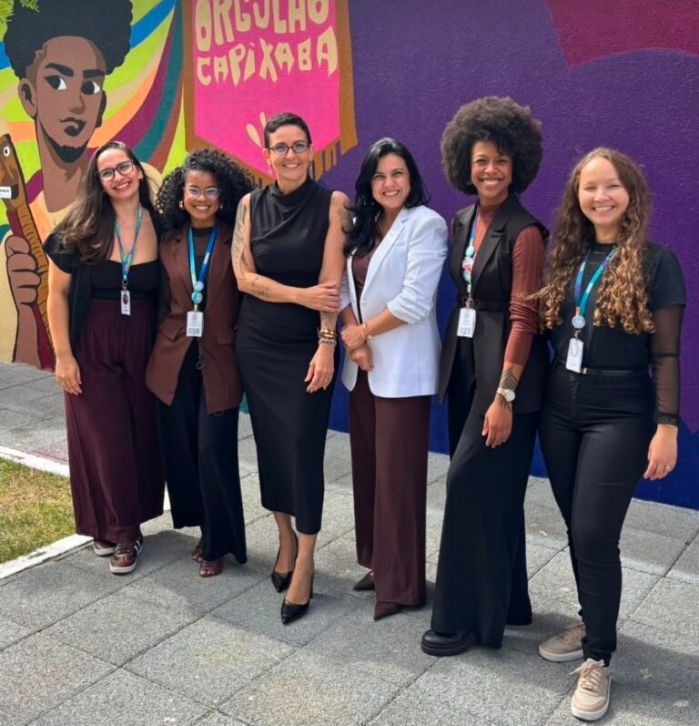 Julia Veronesi, Amanda Agostinho, Gisa Madeira, Tatiane Puiati, Gabi Prado e Priscila Bull