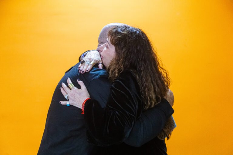 Rodrigo Aragão e Lucia Caus.