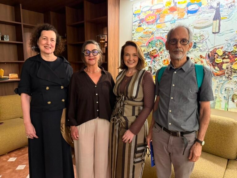 Sandra Matias, Rosana Peste, Cris Locatelli e Lincoln Dias