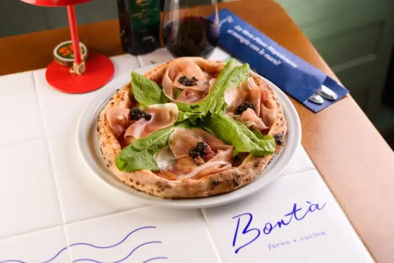 Do tradicional ao exótico: 5 dicas para celebrar o Dia da Pizza