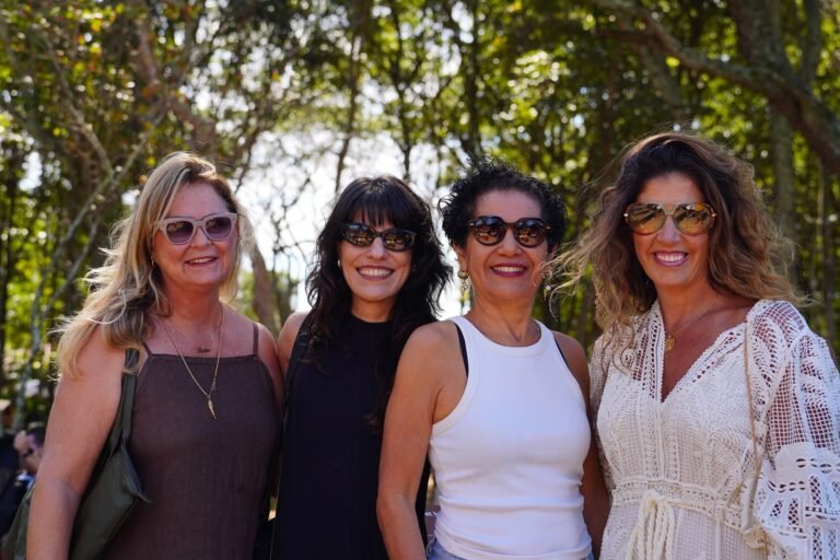 Sinthia Ferrari, Mirella Schena, Lara Brotas