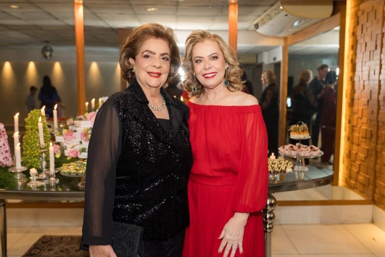 Lícia Siqueira Leal e Sônia Abelha.