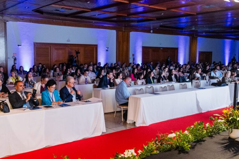 Vitória recebe congresso para discutir futuro do terceiro setor