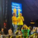 Flávio Bolsonaro declara apoio a Pazolini e critica ministro do STF