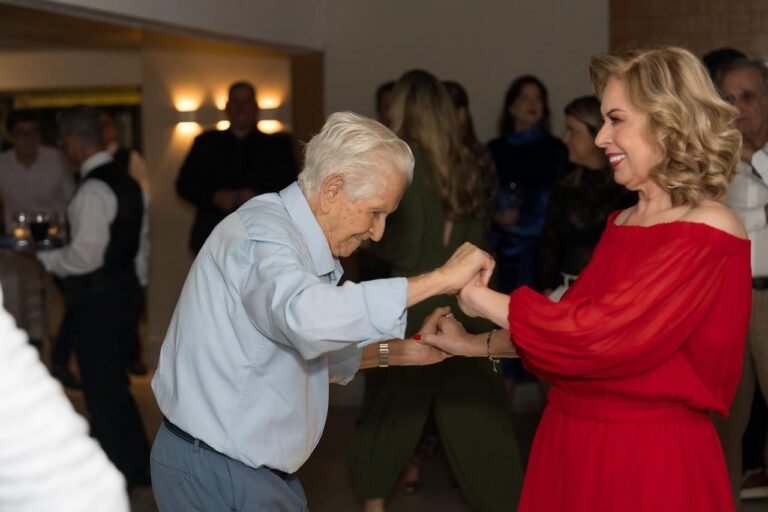 Sônia Abelha com seu pai, Helson Corrêa.