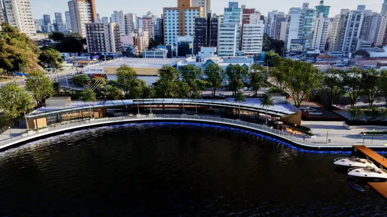 Perspectiva do Canal de Camburi