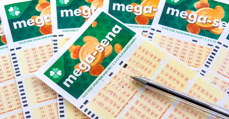 Mega-Sena acumula e pode pagar R$ 100 milhões neste domingo