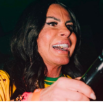Após transplante capilar, Gretchen confirma show no ES