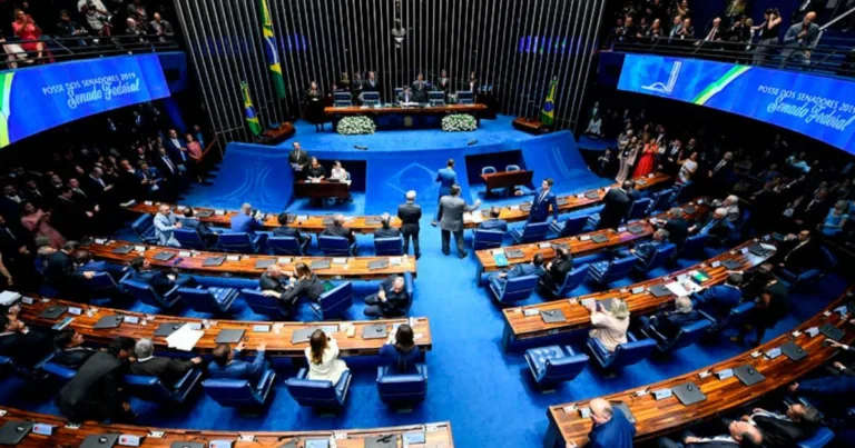 Com previsão de eleição dura, quem serão os senadores do ES?
