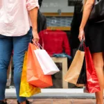 Liquida Laranjeiras promete descontos em roupas, cosméticos e até bikes elétricas