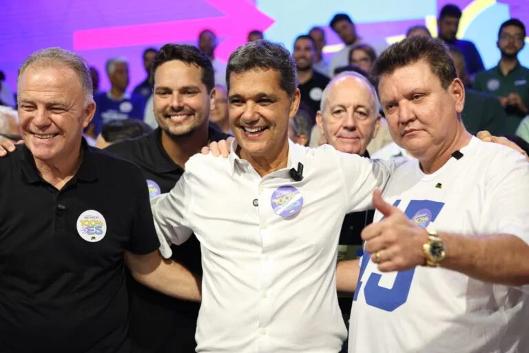 Em convenção bastante concorrida, MDB lança Ricardo e Rose