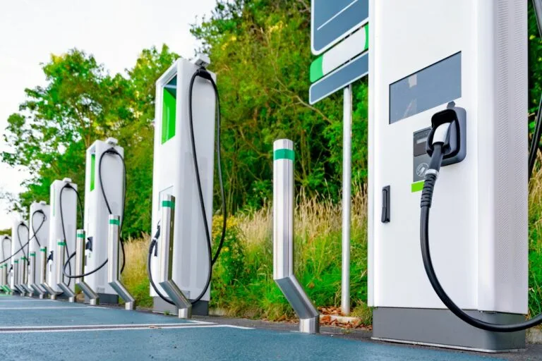 Carros elétricos: ES é o 6° estado que mais buscou por eletroposto
