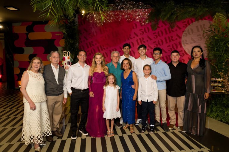 Com a família