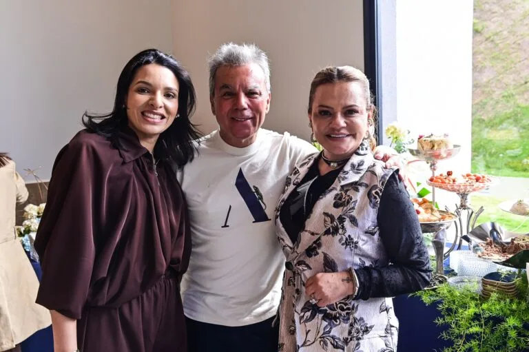 Natalia Farias, Ivan Aguilar e Karla Brandão