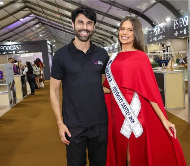 Charles Souza e Flávia Kleimz