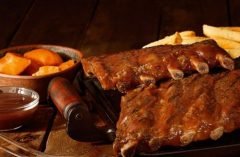 O Outback fez uma promoção para reunir os amigos durante a semana. Foto: Divulgação